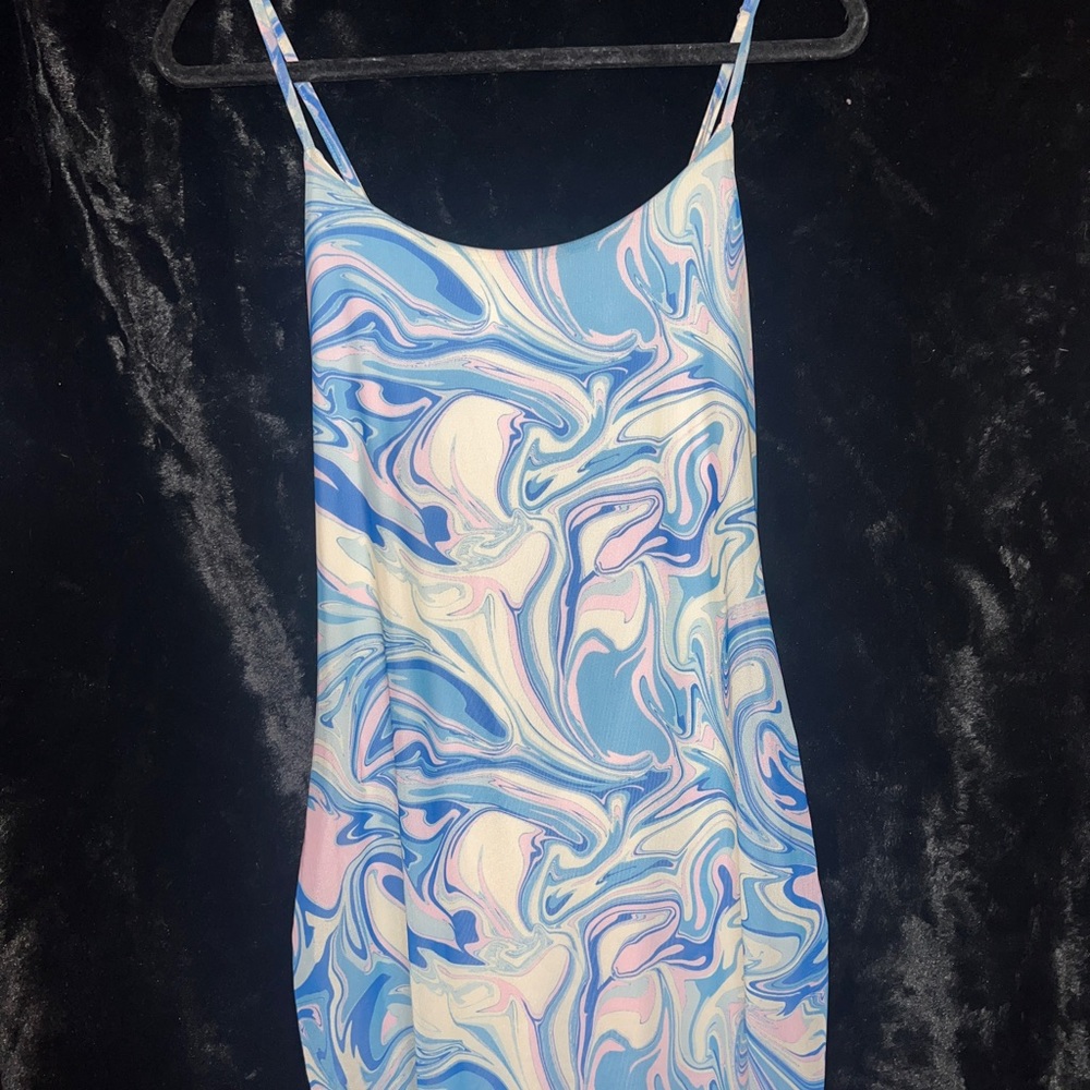 Psychedelic blue mesh, backless dress